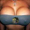 I want a HOT playmate to make my pussy squirt!