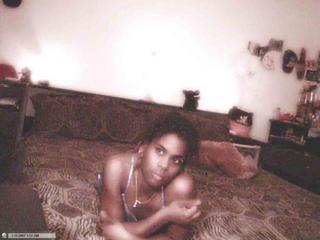 CHOCL8KISSES69