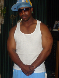 *Sexy Thug*