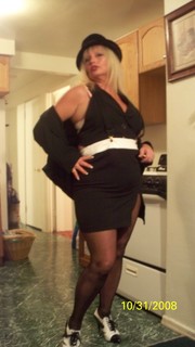 blond4real must be on the wrong site!