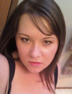 E_Lilly_Hot
