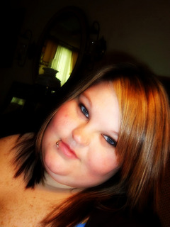 Thickthighsnblueyes