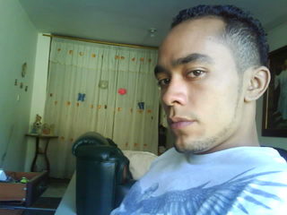 ALEX004527