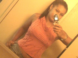 DLOVELY_1983