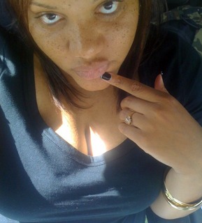 ANJOLE KISSIZ