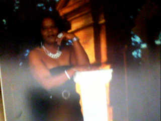 ladyj2799f8