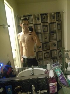 M3RkThaT