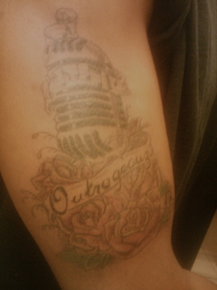 OUTRAGEOUZ 