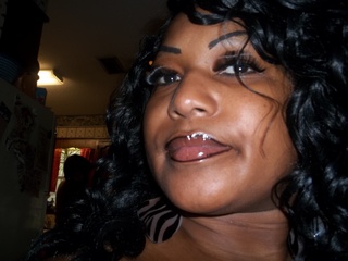 1THICKMADAME12