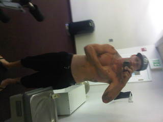 bRAD_LUCk   x  X__