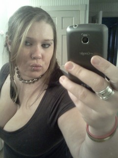 ashly0f1007