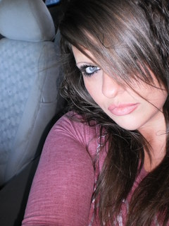 Sexy_Brunette_Mom
